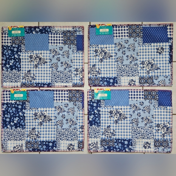 The Pioneer Woman Heritage Patchwork Placemats (4) - Picture 1 of 13